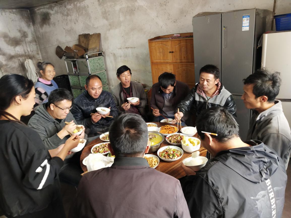 熱鬧的駐點生活