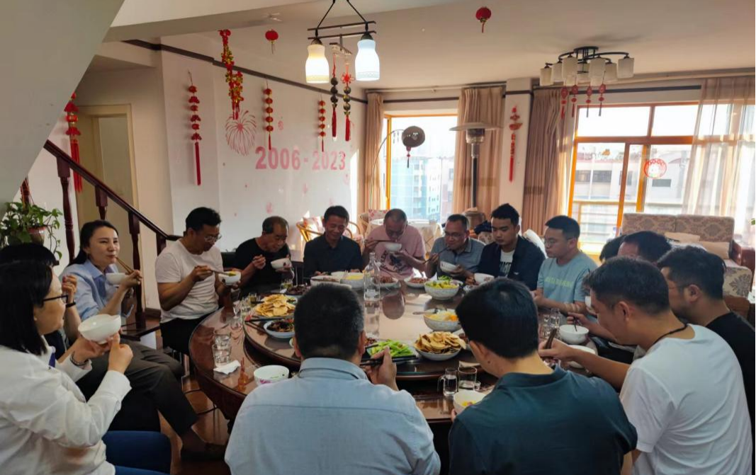 2023年第一季度總結(jié)會召開